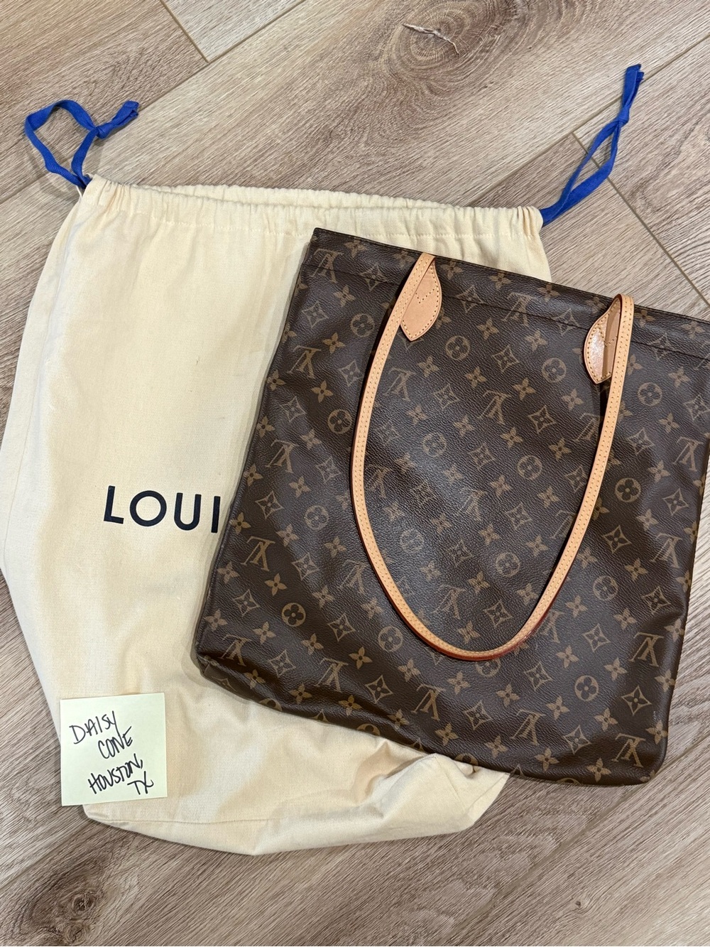 Louis Vuitton Monogram Canvas Tote with Natural Vachetta Straps